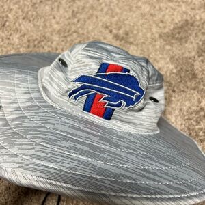 Brand New Buffalo Bills Bucket Hat Grey